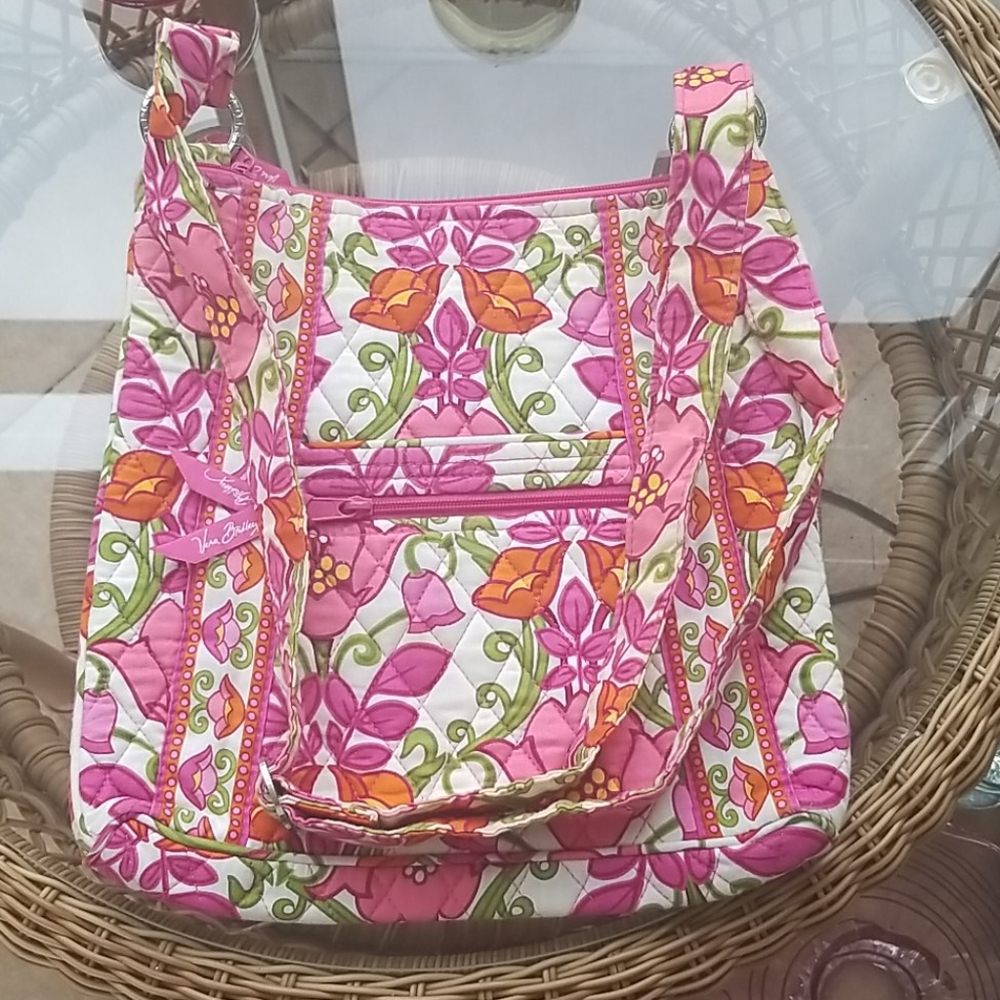 Vera bradley hipster in Lilli Bell